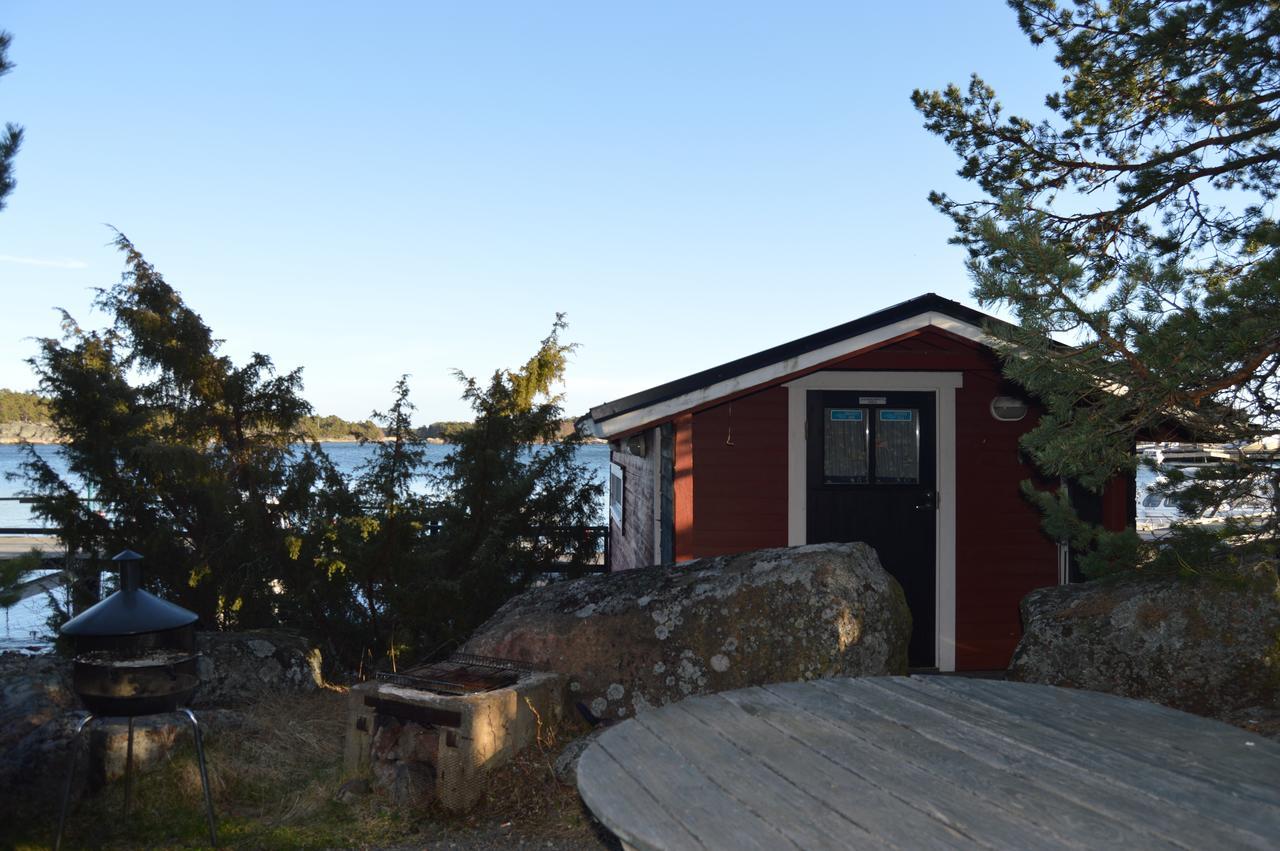 Vuosnaisten Meriasema Kustavi Buitenkant foto