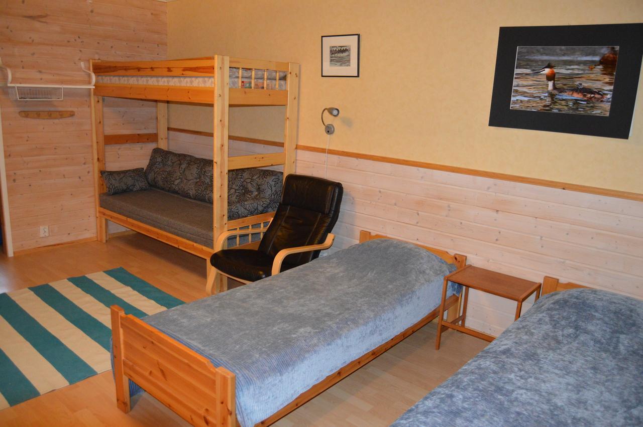 Vuosnaisten Meriasema Kustavi Buitenkant foto